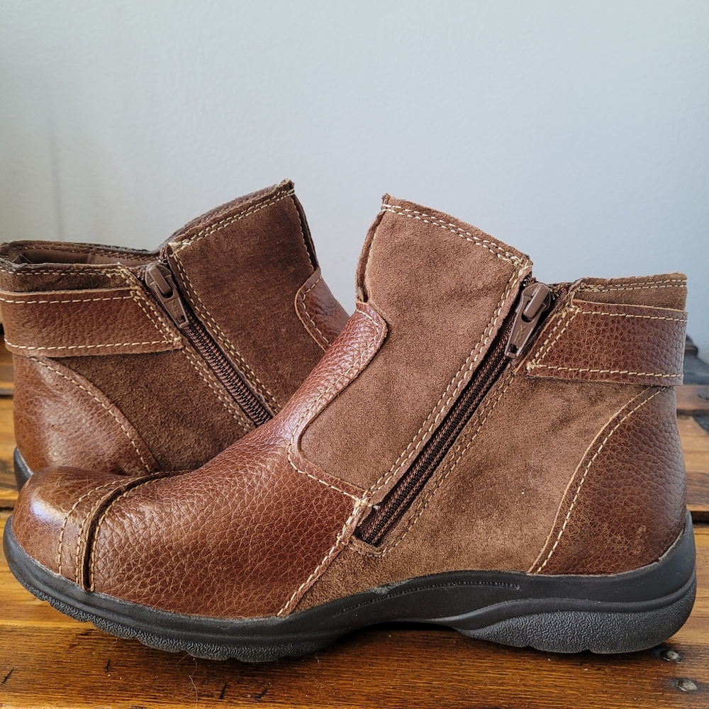 Earth Origins Leather And Suede Ankle Boots W/ Buckle - Picture 8 of 12